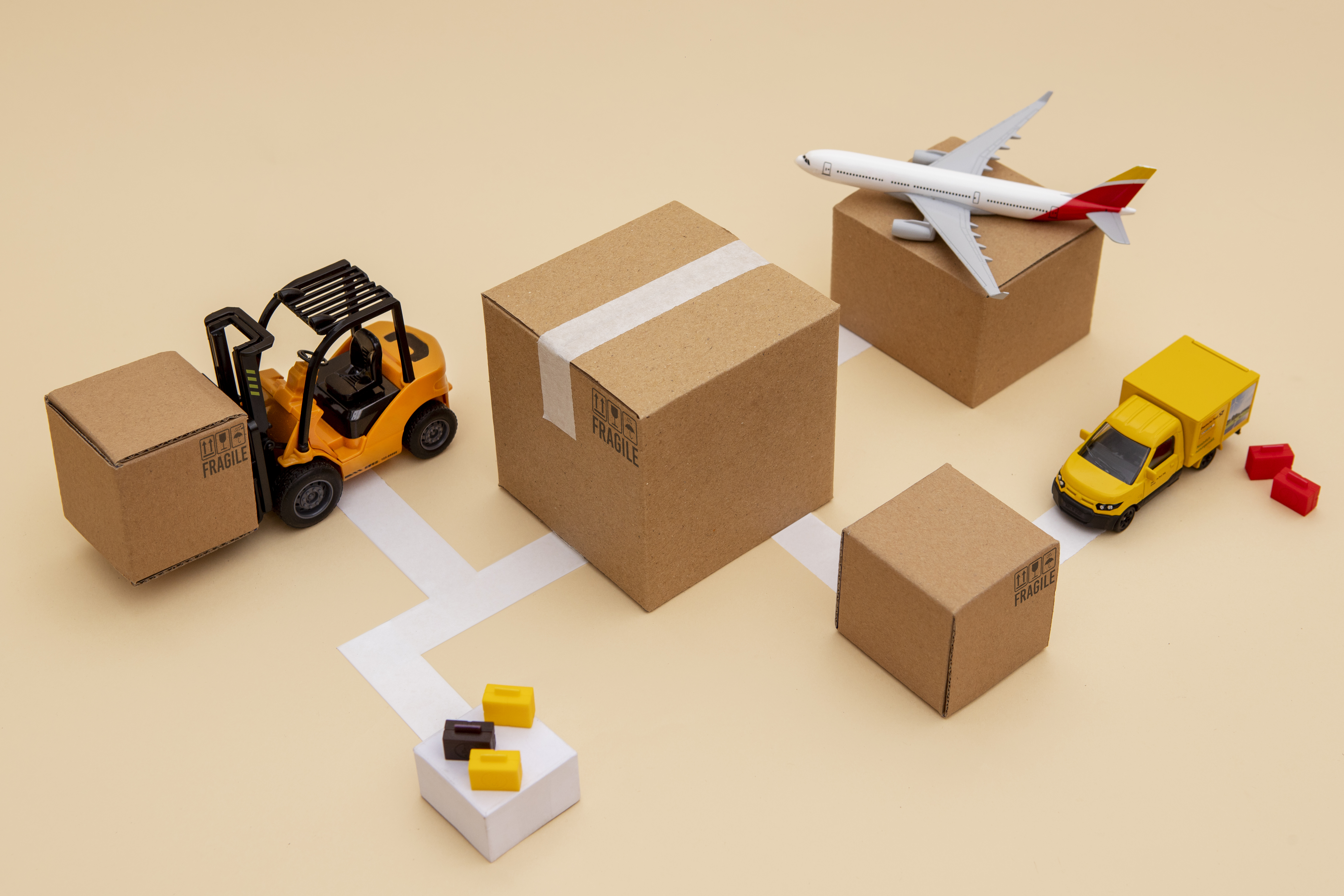 https://api.primexcargo.org/media/about/blog/images/dostavka-iz-kitaya-ili-s-aliexpress-v-chyom-raznica-i-chto-vygodnee.jpg