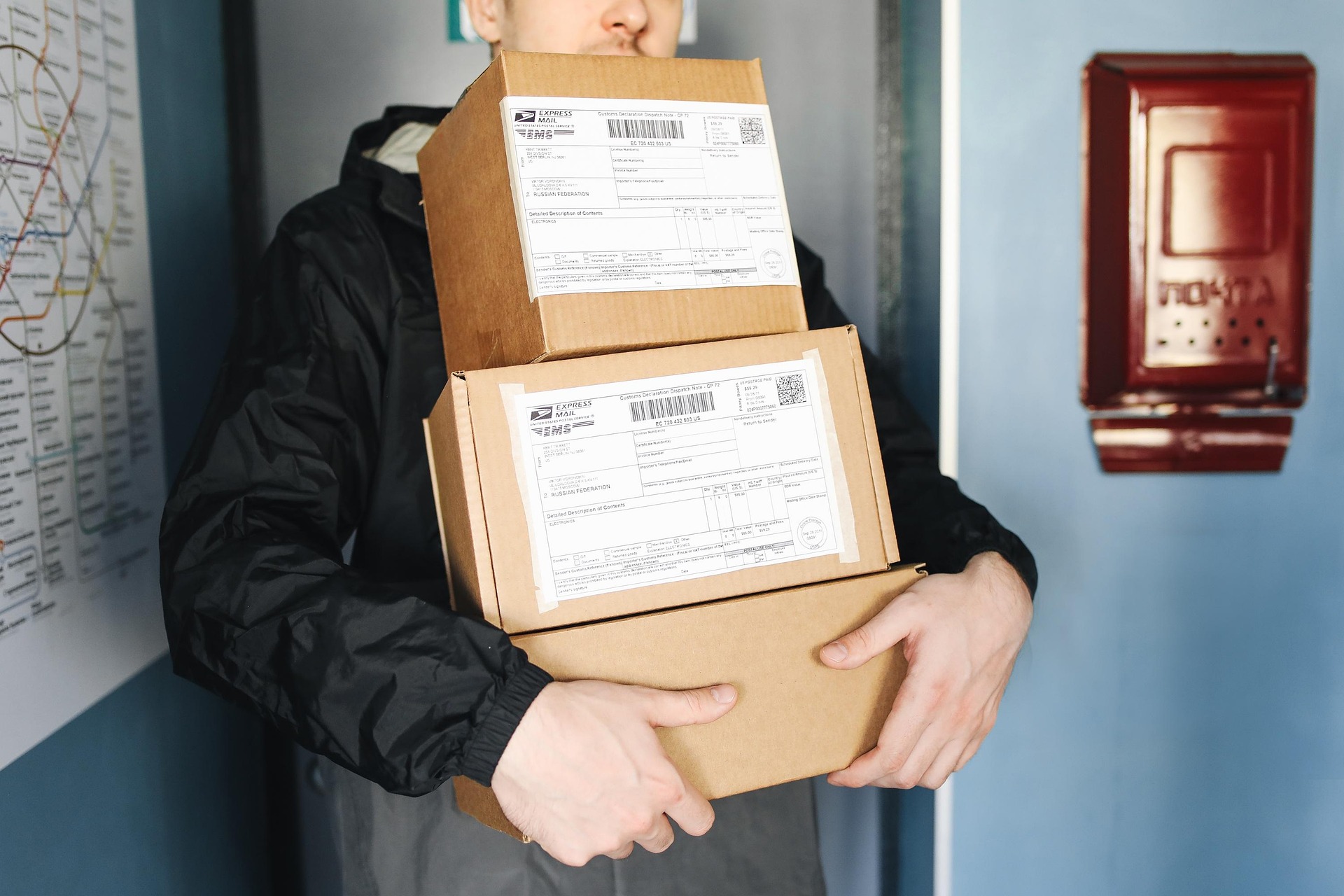https://api.primexcargo.org/media/about/blog/images/romeosessions-packages-6153947_1920.jpg